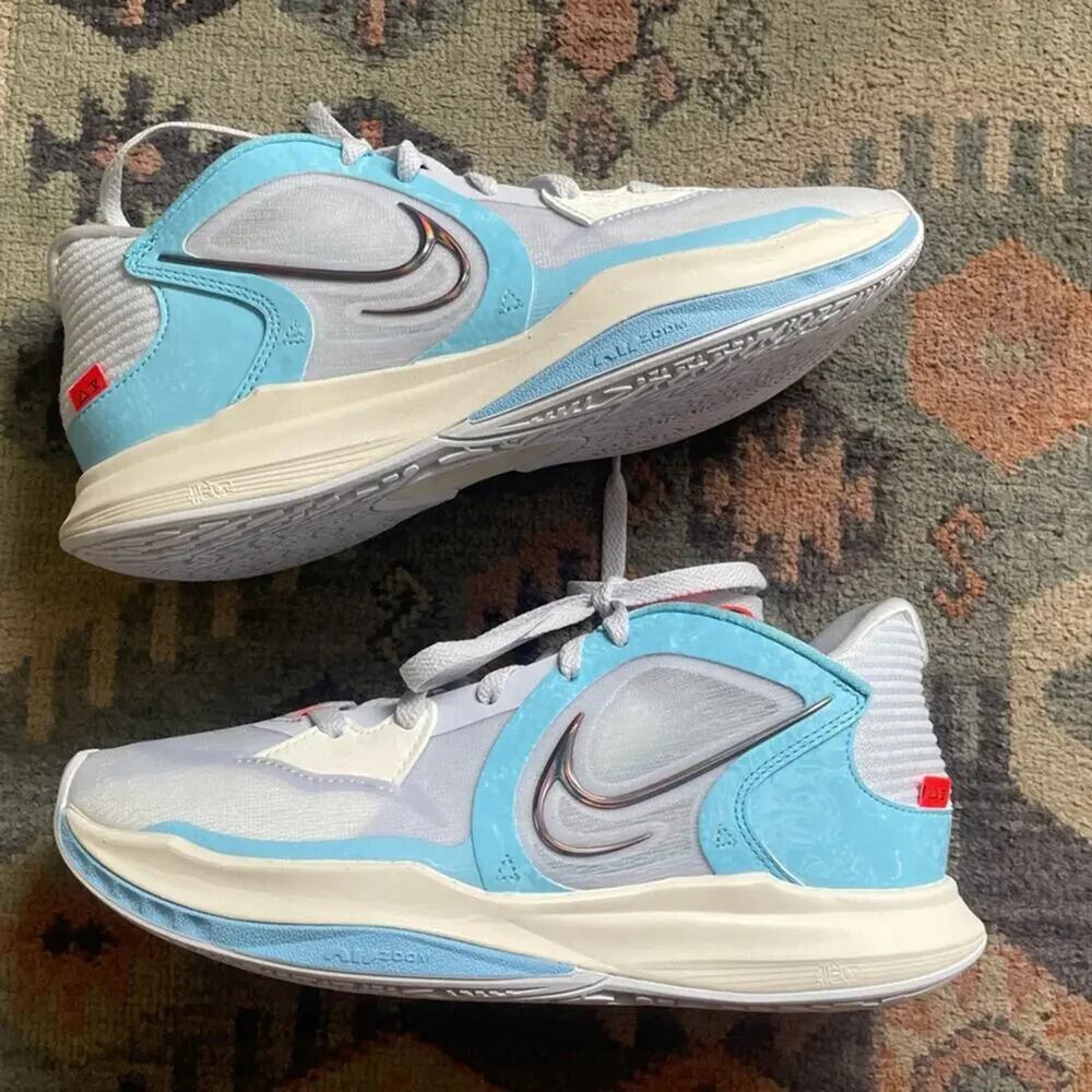 Nike Kyrie Low 5 Men's Size 7 Football Grey/Black-Blue Chill DJ6012-003